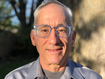 Portrait of Dan Langholtz, LCSW