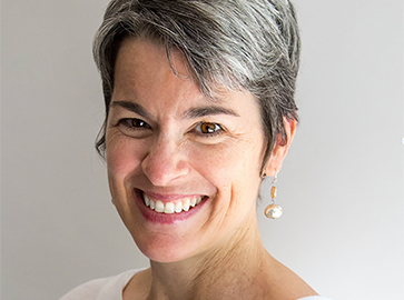Portrait of Sharon Duchesneau, LCPC