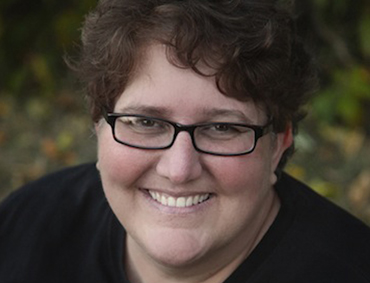 Portrait of Suzanne Dennis, LSCSW